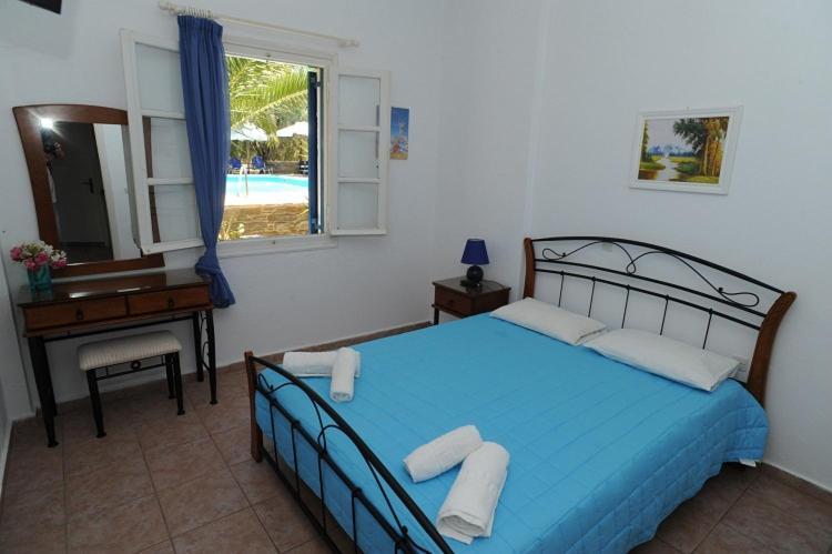 Tinos Apartments Zalonis Агиос Йоанис Екстериор снимка